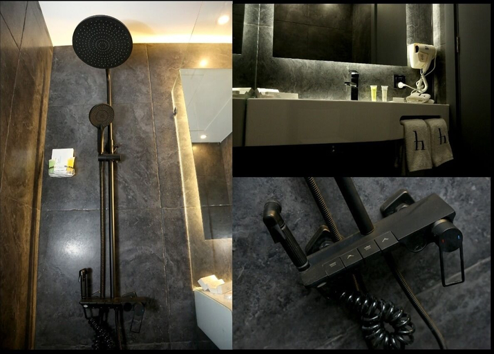 Bathroom 4, Aitch Boutique Hotel - an LIH Hotel, Madaba