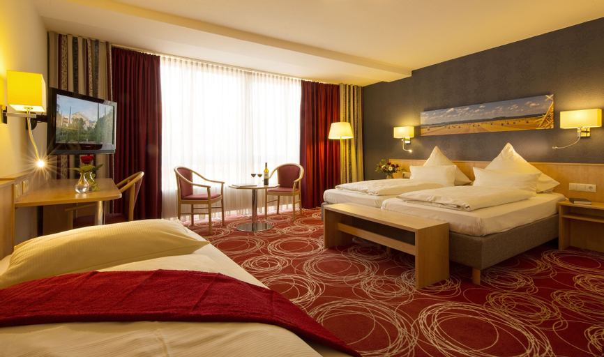 Bedroom 2, Hotel Löwengarten, Speyer