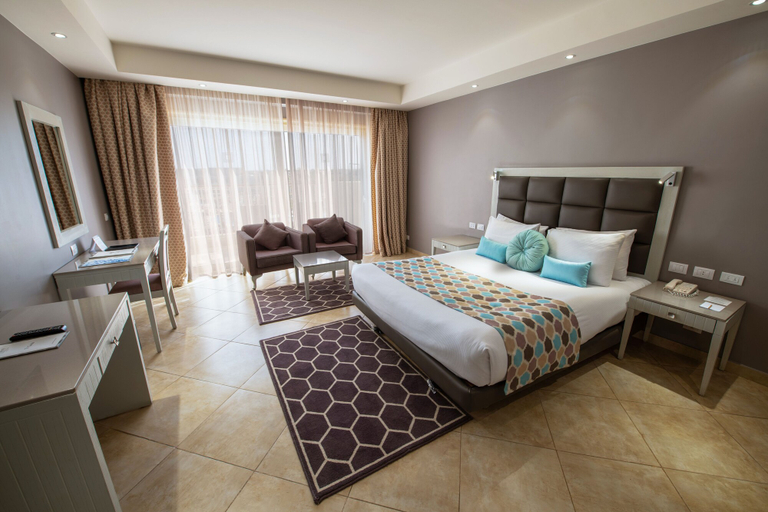 Bedroom 4, SUNRISE Crystal Bay Resort - Grand Select, Safaja