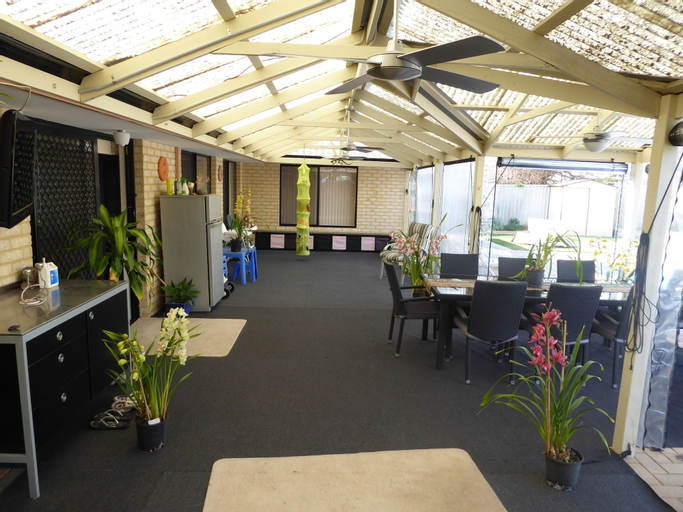 Food & Drinks, Jennys Retreat B&B, Kalamunda