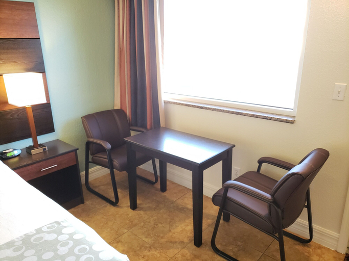 Others 5, Oceanfront Inn and Suites, Volusia