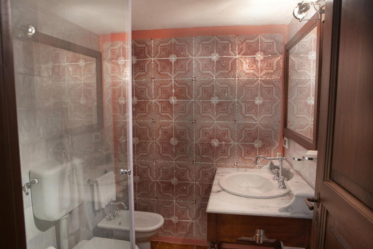 Bathroom 3, Il Baglio della Luna, Palermo