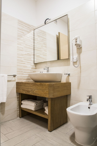 Bathroom 5, Hotel Maria, Olbia-Tempio
