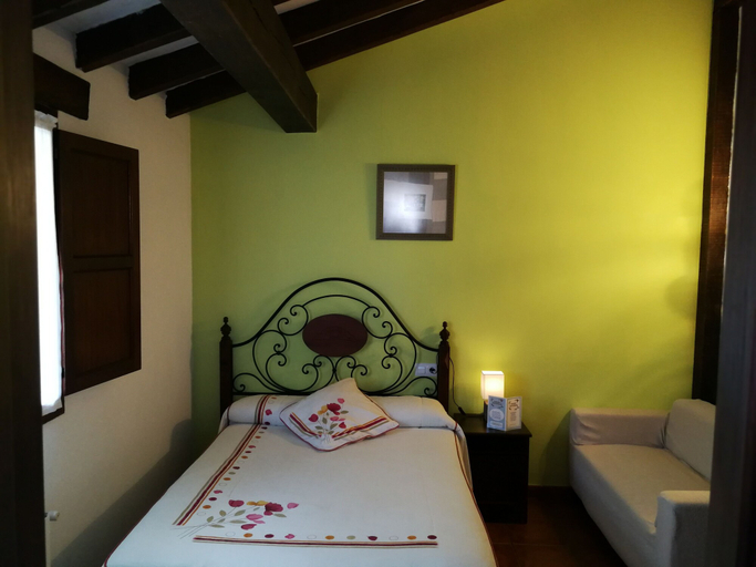 Bedroom 3, Pasaje San Jorge, Cantabria