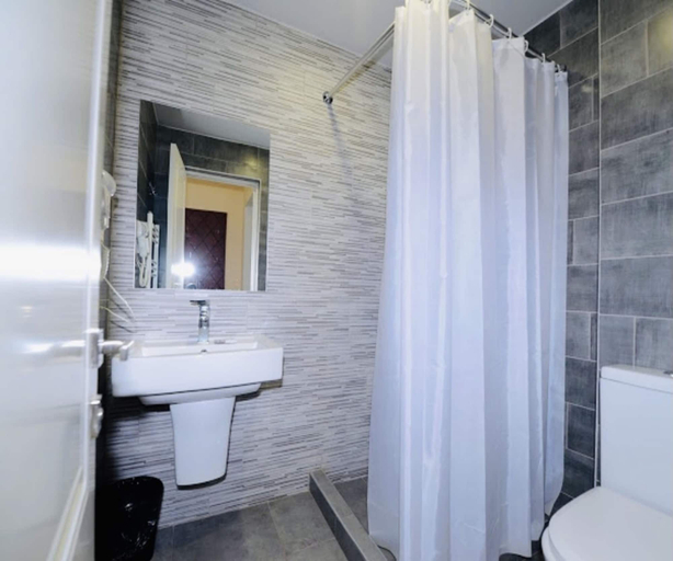 Bathroom 4, Grand Fortune Hotel, Yerevan