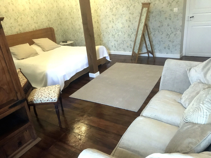 Bedroom 4, Au Plech, Gers