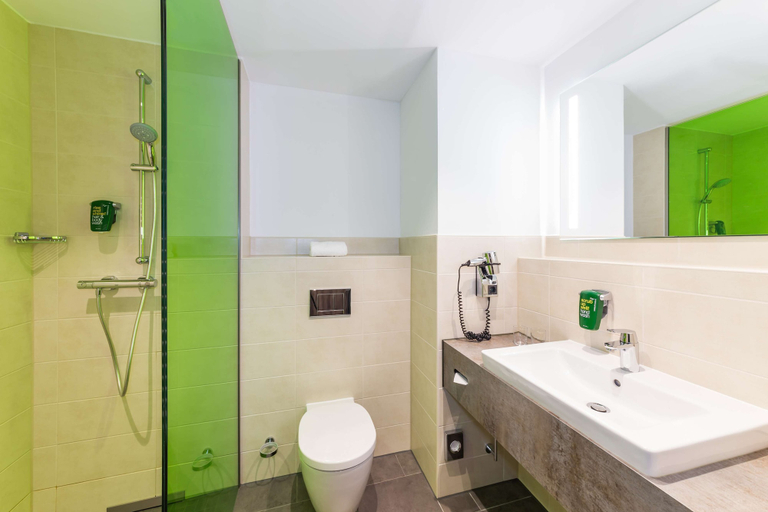 Bathroom 4, Park Inn by Radisson Neumarkt, Neumarkt in der Oberpfalz