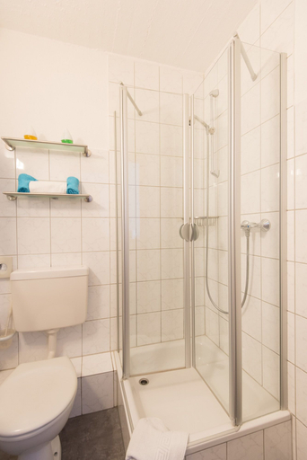 Bathroom 4, Residenz Hotel Wuppertal, Wuppertal