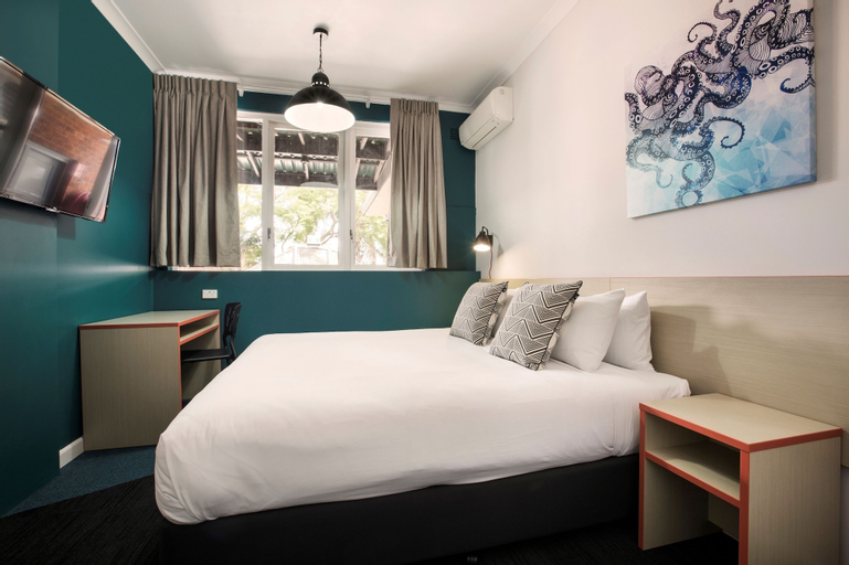Bedroom 19