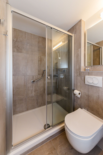 Bathroom 4, Hotel Medena, Seget
