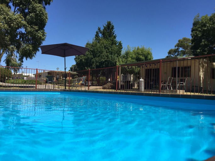 Sport & Beauty 5, Acacia Caravan Park, Ararat