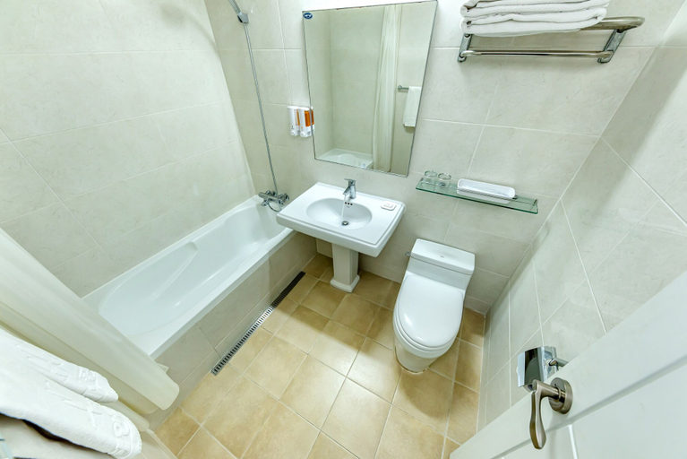 Bathroom 4, Hotel Samhaein, Jeju
