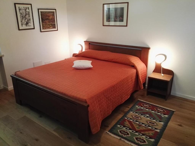 Bedroom 3, B&B Luna Di Langa, Cuneo