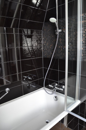 Bathroom 4, Fletcher Hotel - Restaurant Duinzicht, Goedereede