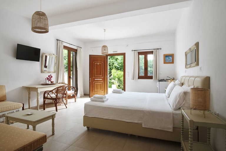 Bedroom 4, Petrino, South Aegean