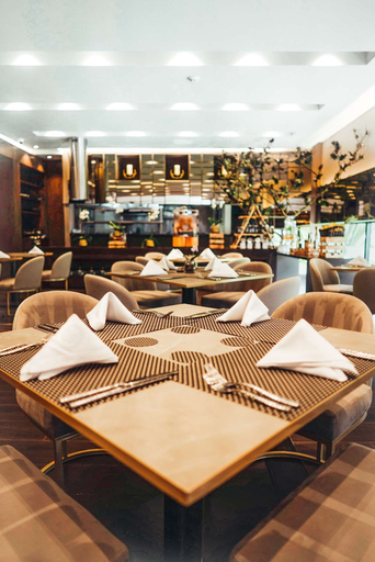 Food & Drinks 5, 93 Luxury Suites & Residences, Santafé de Bogotá