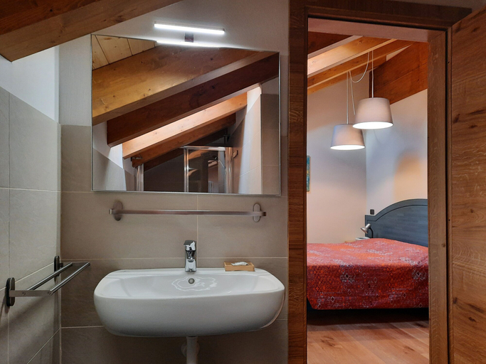 Bathroom 4, Hotel Aigle, Aosta