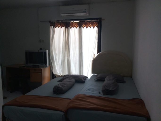 Bedroom 5, Rahayu Bromo 2 Cottage, Probolinggo