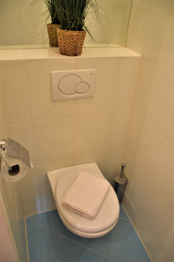 Bathroom 3, Belvedere Apartment, Wien