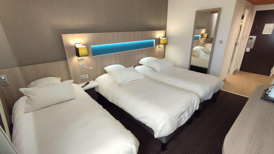 Bedroom 3, Best Western Marseille Aeroport, Bouches-du-Rhône