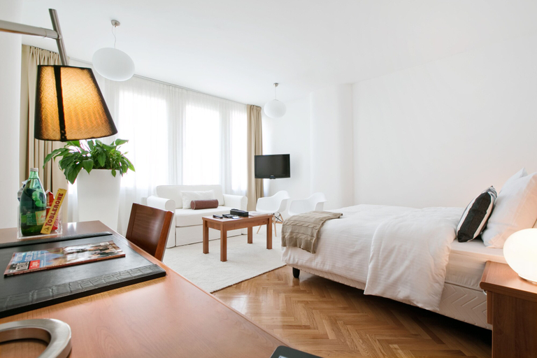 Bedroom 3, Angel Main Square, Zagreb