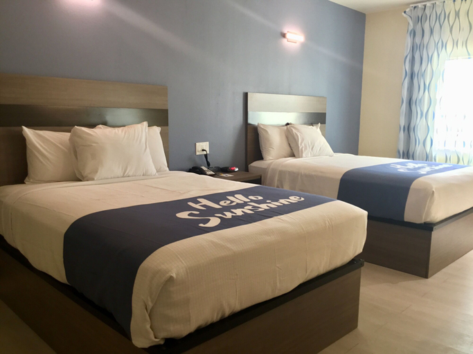 Bedroom 3, Days Inn by Wyndham Freeport, Brazoria