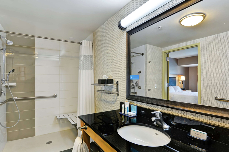Bathroom 4, Hampton Inn & Suites Raleigh/Crabtree Valley, Wake