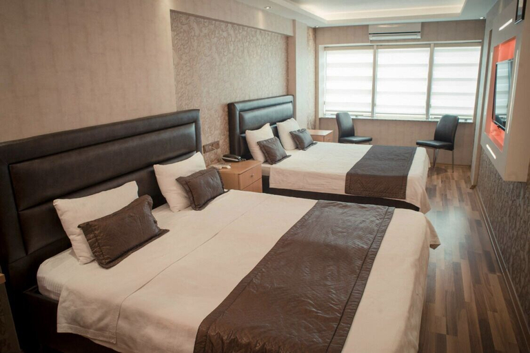 Bedroom 5, Yayla Hotel, Konak