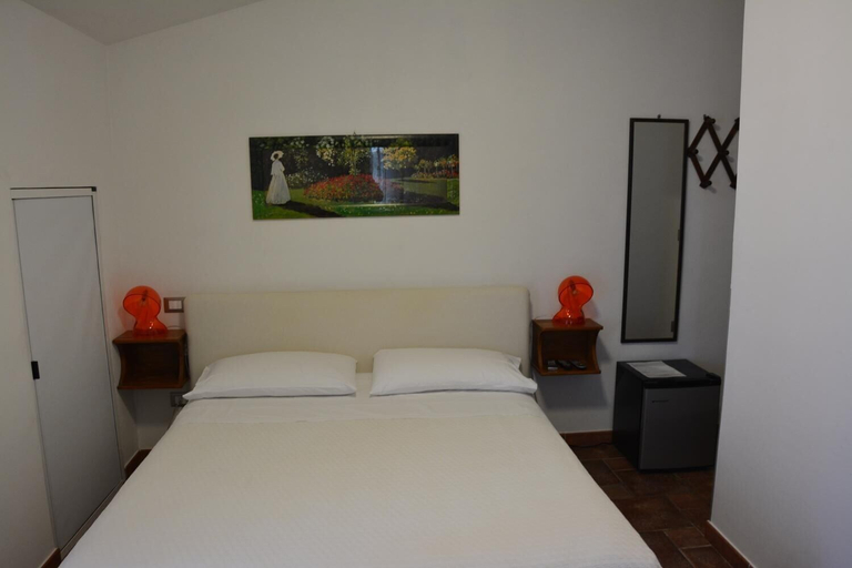 Bedroom 4, B&B La Casa Rossa, Cosenza