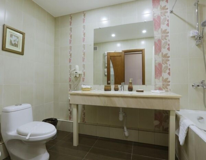 Bathroom 5, Sagaan Morin, Ulan-Ude