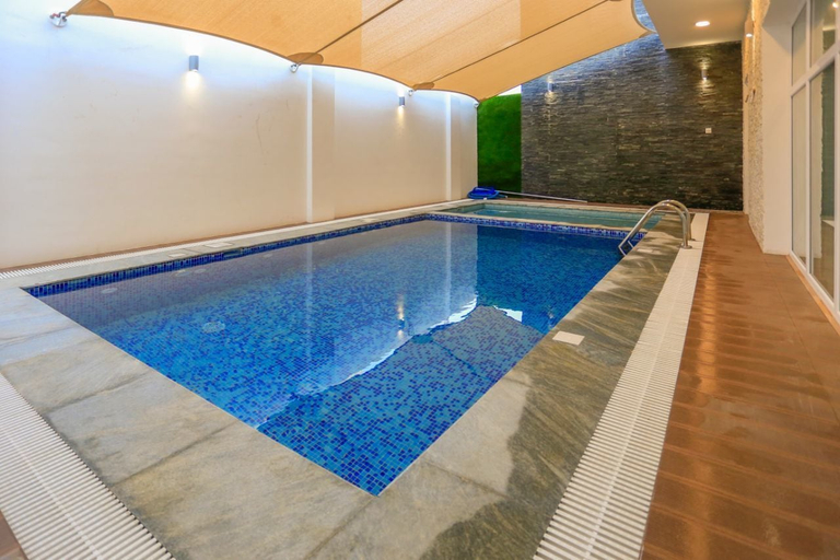 Sport & Beauty 4, Gloria Chalet, Marbat