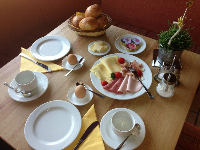 Food & Drinks 4, Gaststätte und Pension Frankenstube, Wetteraukreis