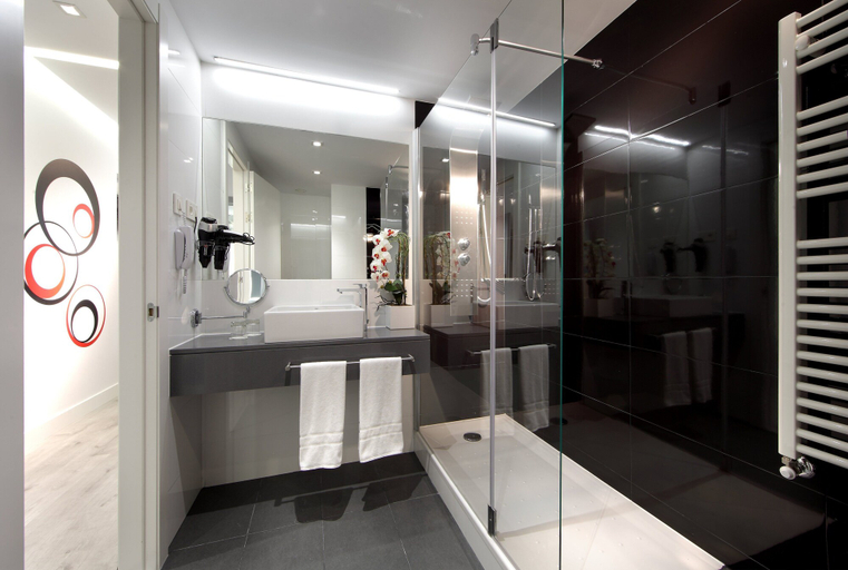 Bathroom 4, Hotel Eurostars Central, Madrid