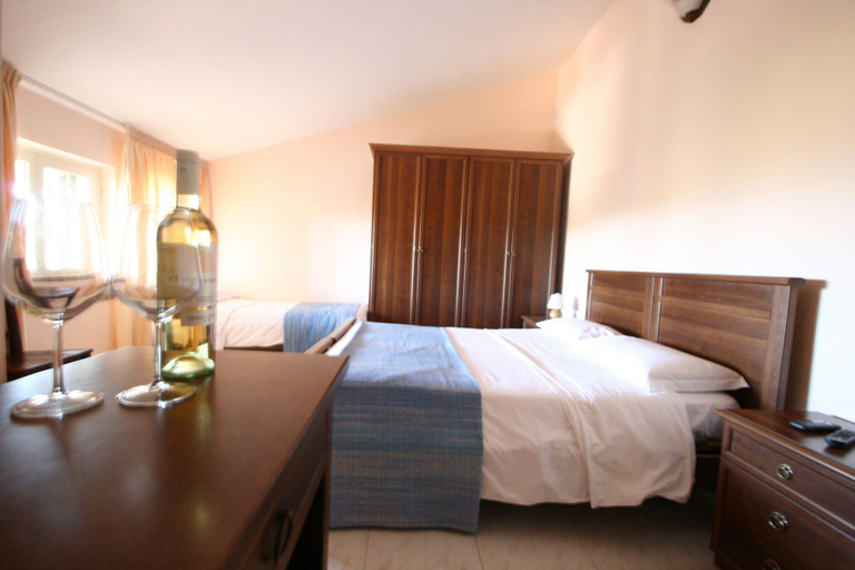 Bedroom 2, La Villa Del Colle, Frosinone