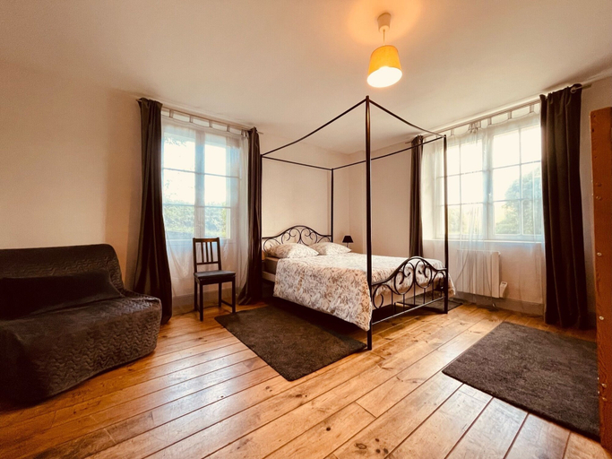 Bedroom 3, La Villa Du Moulin de Champie - Versailles, Yvelines