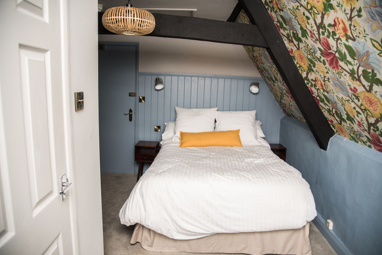 Bedroom 2, The Crown, Rutland