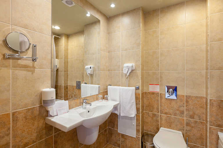 Bathroom, Sol Luna Bay Resort, Byala