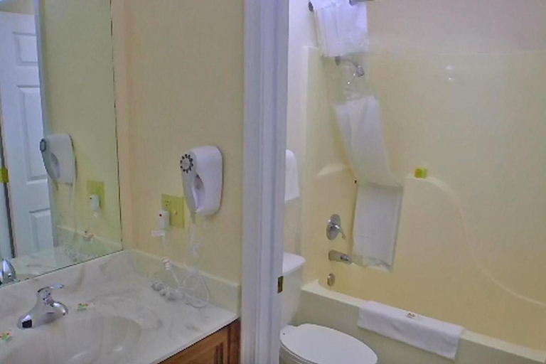 Bathroom 4, The Park at Foxborough Resort, Taney