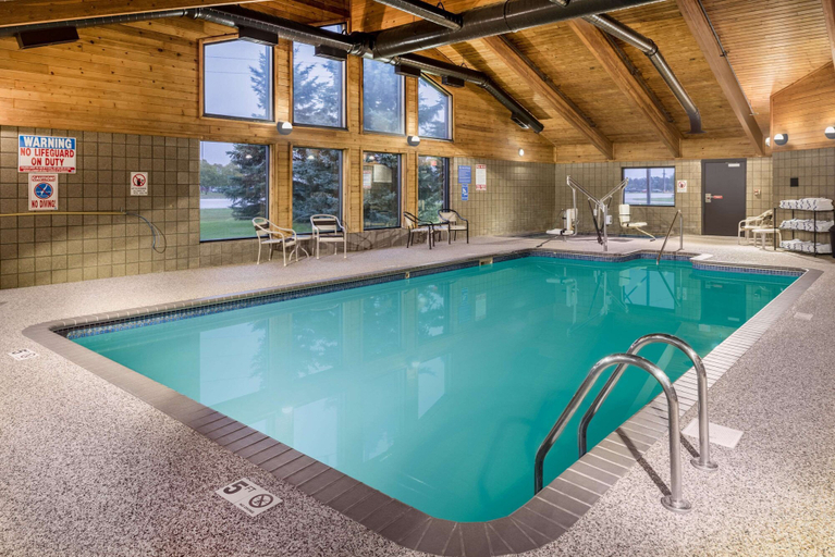 Sport & Beauty 5, AmericInn by Wyndham Wahpeton, Richland