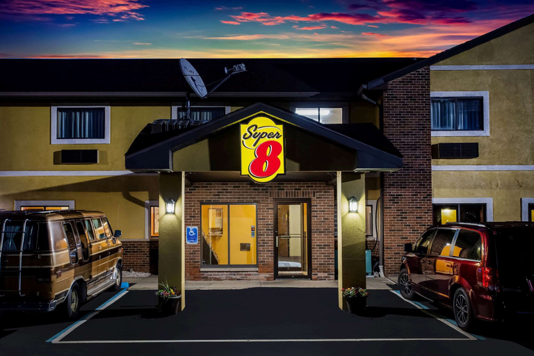 Exterior & Views 2, Super 8 by Wyndham Crawfordsville, Montgomery