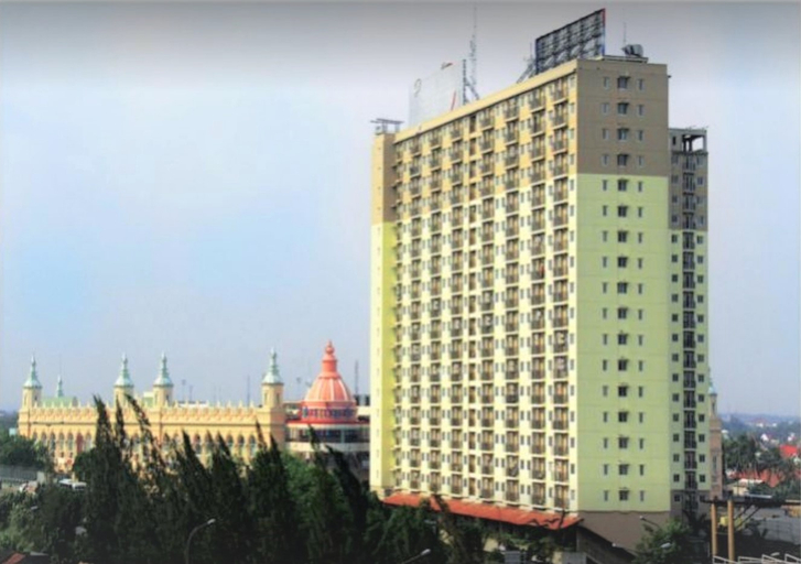 Exterior & Views 3, Apartemen Mutiara Bekasi by HAROOM, Bekasi