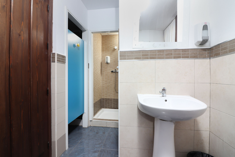 Bathroom 5, Feel Hostels City Center, Málaga