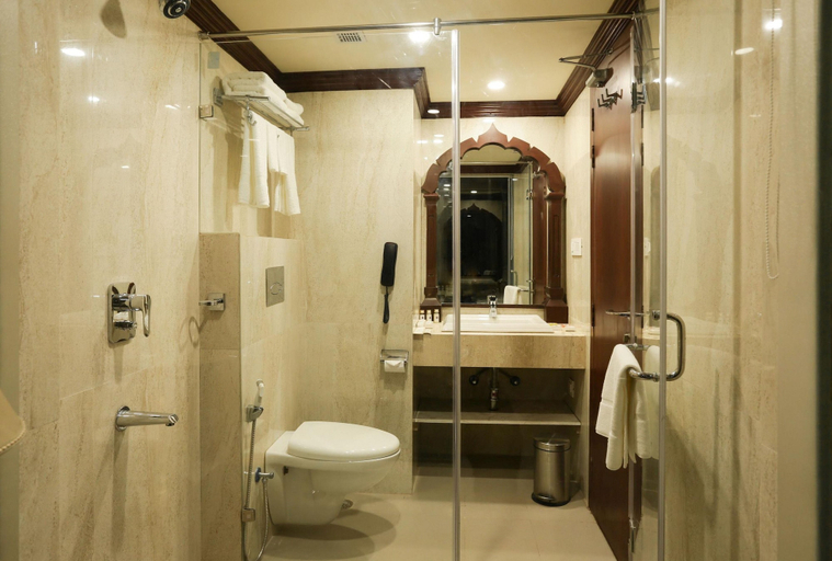 Bathroom 3, Vesta Sapphire, Jaipur