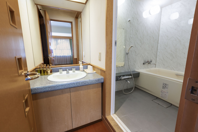 Bathroom 3, Noboribetsu Sekisuitei, Noboribetsu