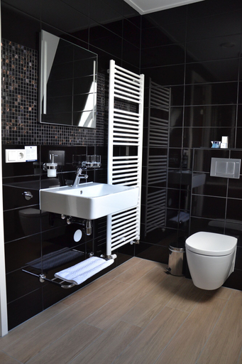 Bathroom 4, Fletcher Hotel - Restaurant Duinzicht, Goedereede