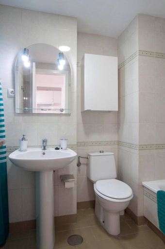 Bathroom 3, Happy Nest, Málaga