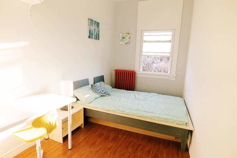 Bedroom 2, 2 Bedroom Apartment near Kensington Market - Unit 10, Toronto