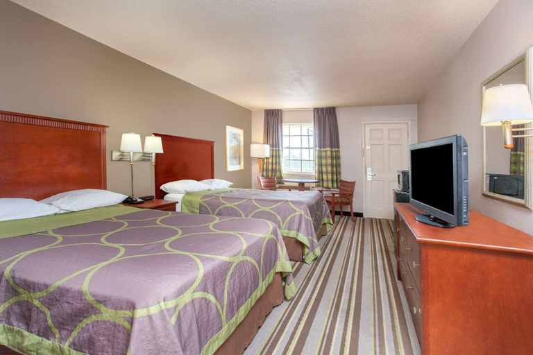 Bedroom 3, Super 8 by Wyndham Monroe West, Ouachita