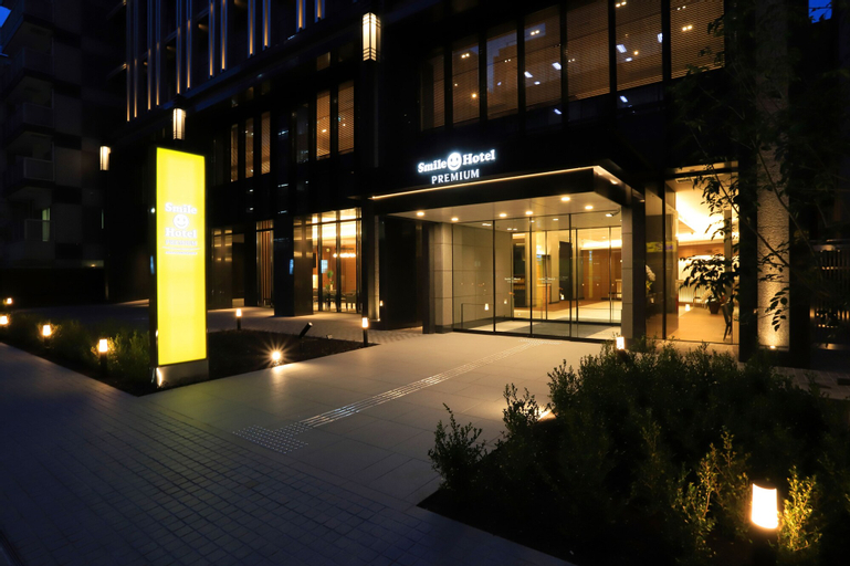 Exterior & Views 18
