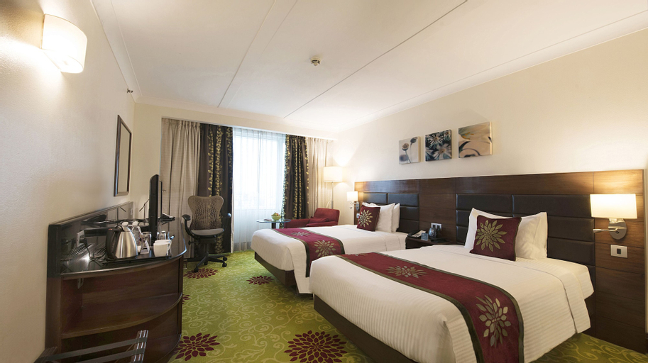 Bedroom 3, Hilton Garden Inn New Delhi/Saket, West